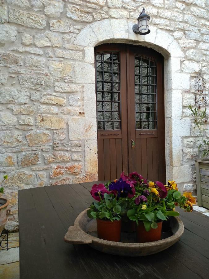 Lousiou Nymfes Bed & Breakfast Gortynia Dış mekan fotoğraf